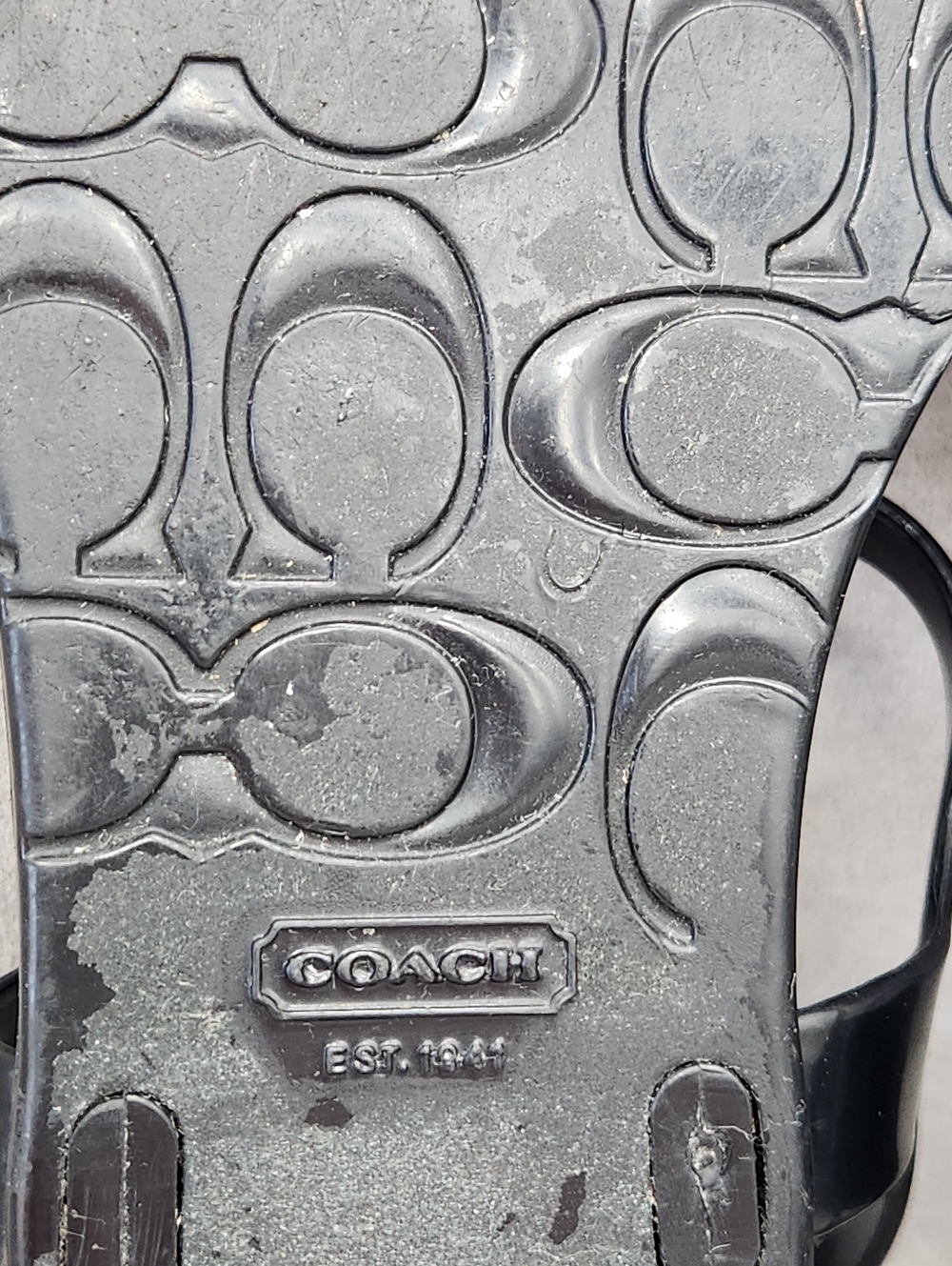 Coach T-strap Sandals 9 Black Jelly Piccadilly A6370 Thong Dainty Logo Charm - Picture 16 of 16